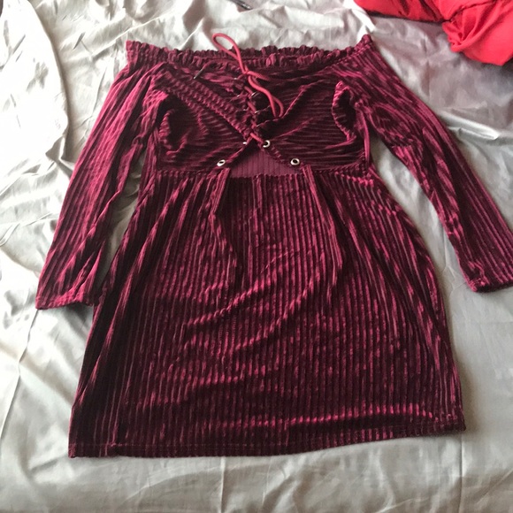 Long sleeve Burgundy ribbed Mini dress - Picture 1 of 2